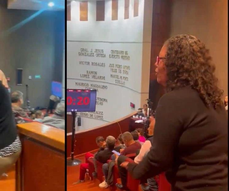 Irrumpe madre buscadora en un foro de legislatura