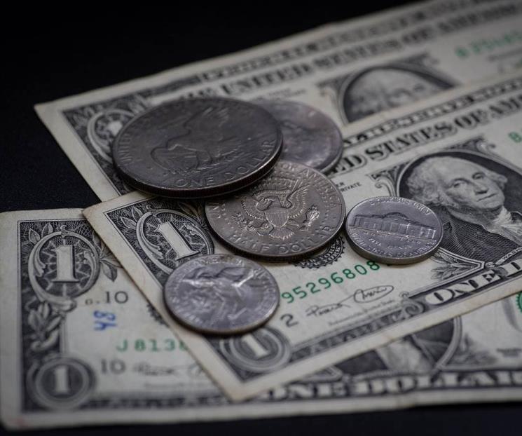 Dólar abre al alza en 17.83 pesos tras atentado a Trump