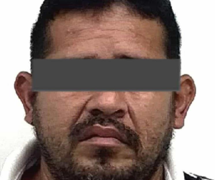 Notifican a homicidas de orden de aprehensión