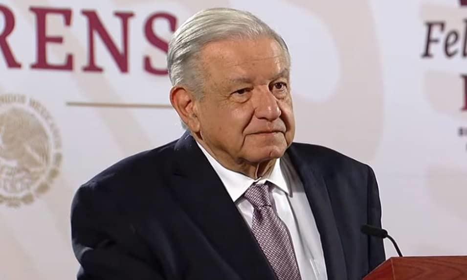 Se están retirando cajas registradoras de hospitales públicos: AMLO
