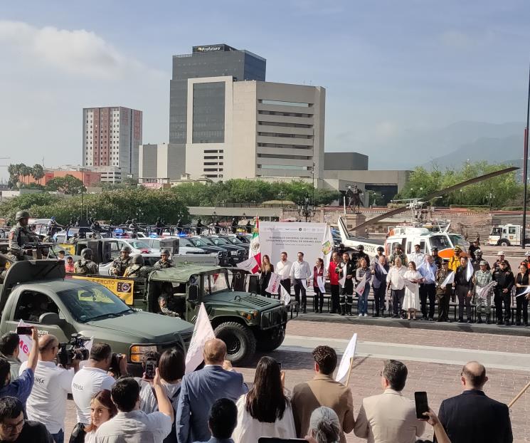 Dan banderazo del Operativo de Seguridad de Vacaciones Verano 2024