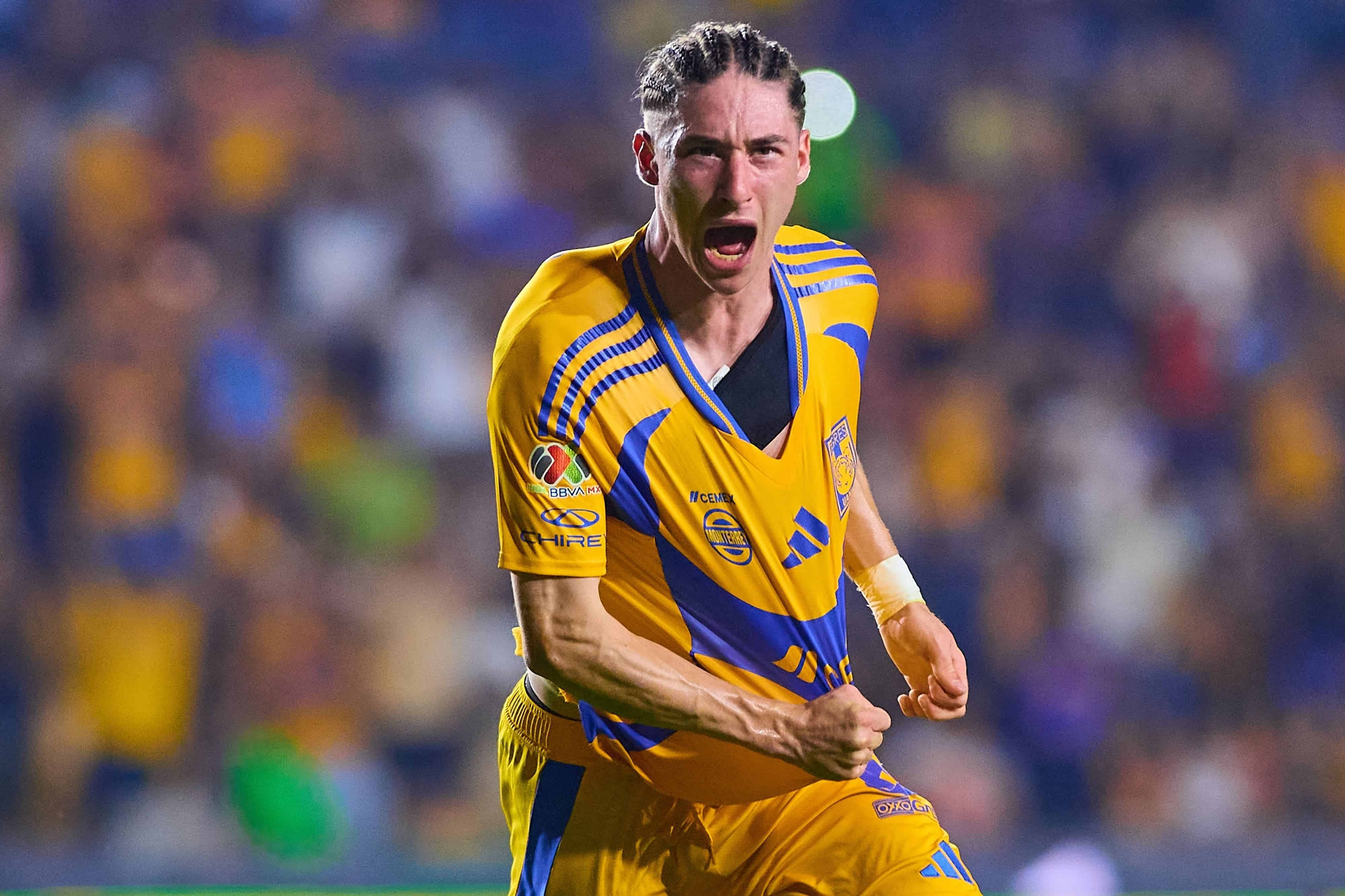 Marcelo Flores abre el marcador.