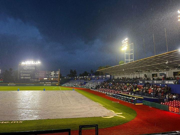 Lluvia vuelve a cancelar juego de los Sultanes