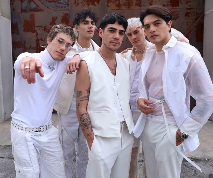 CD9: la boy band que hará suspirar y se irá a dormir