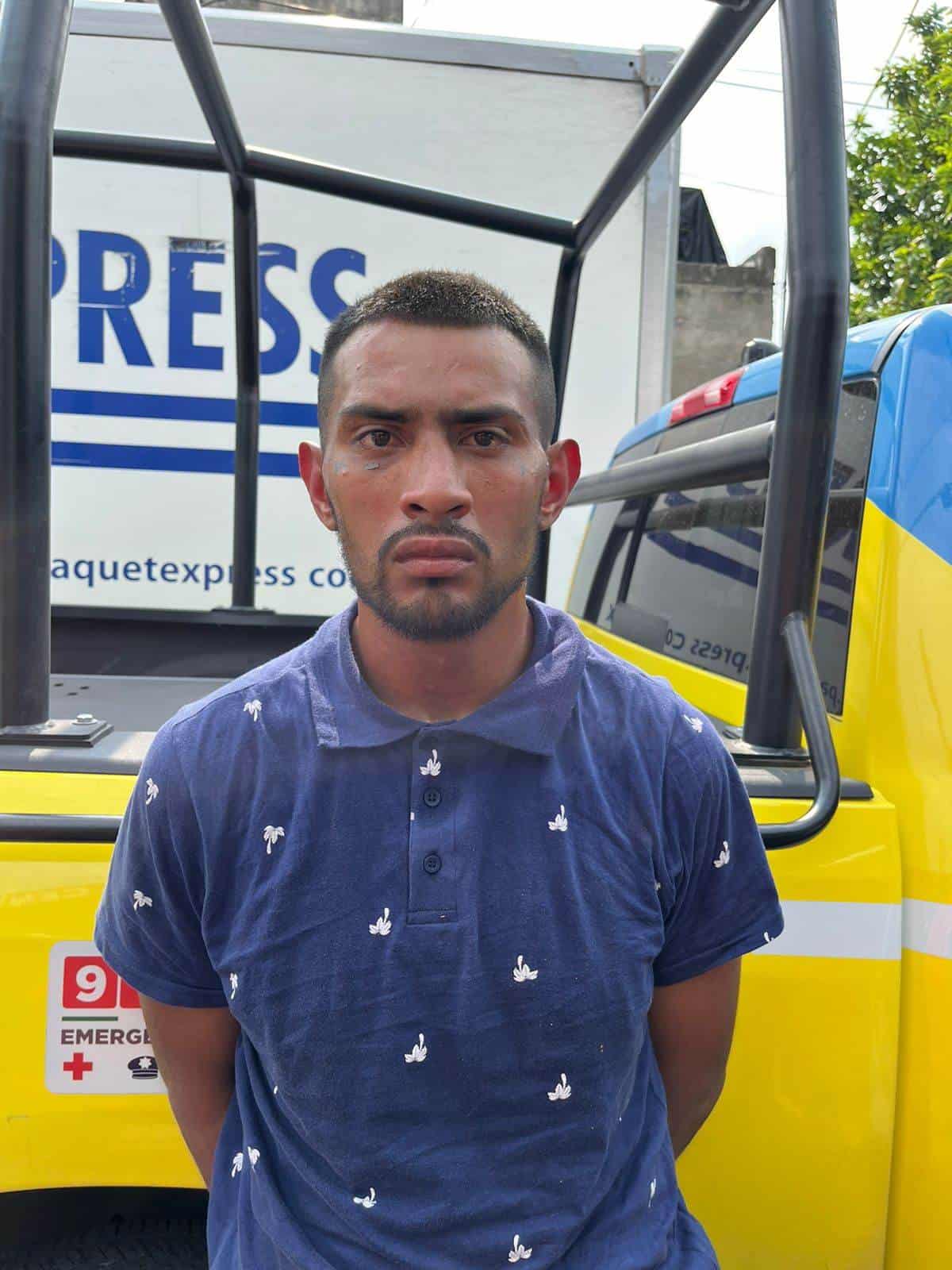 La Policía de Monterrey localizó en la Colonia Sarabia a un joven que tenía reporte de búsqueda desde el pasado mes de marzo, al ser reportado como desaparecido en el municipio de Ciénaga de Flores.