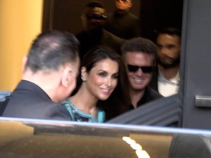 Luis Miguel se deja ver enamorado de Paloma Cuevas
