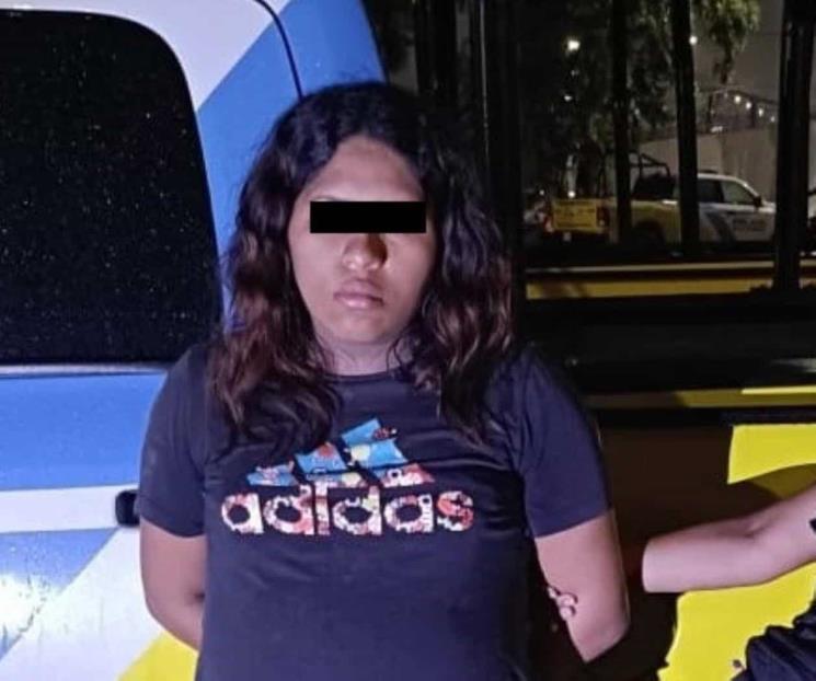 Detienen a pareja por golpear a mujer