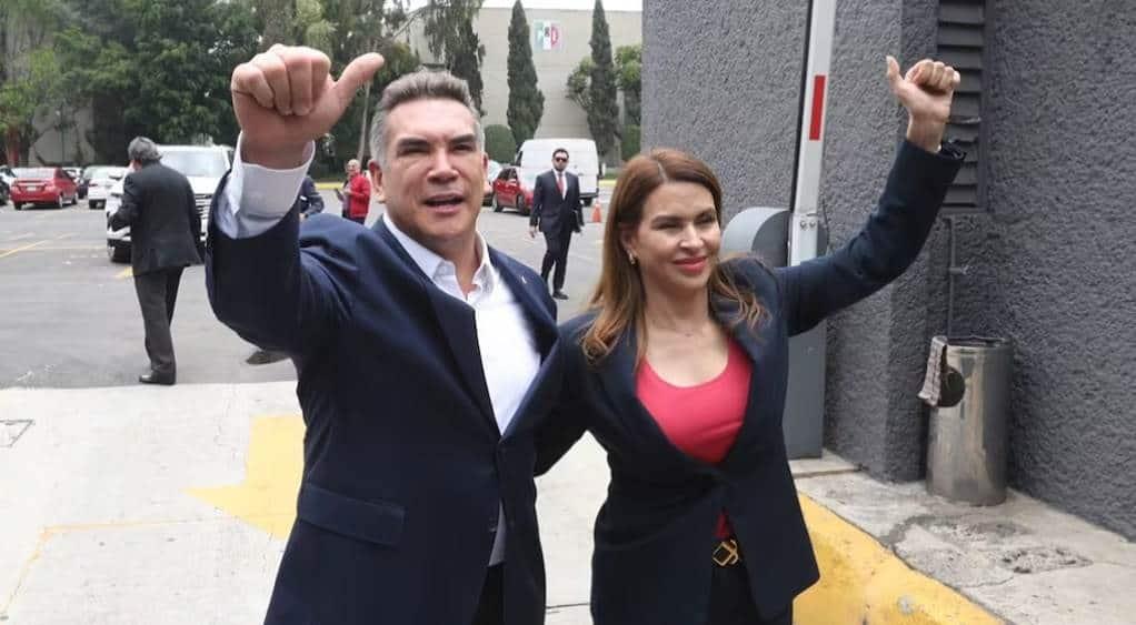 El PRI está firme y de pie, dice Alito Moreno