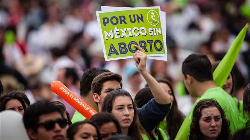 Iglesia pide más opciones, no sólo el aborto
