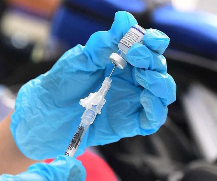 Pfizer cuenta con suficientes vacunas antiCovid en México