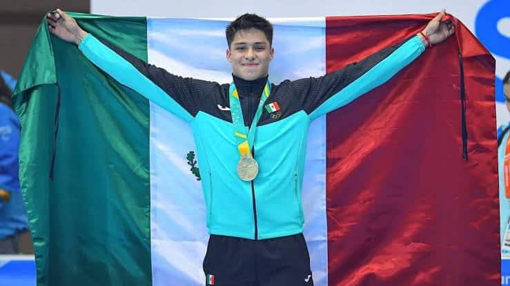 Buscará Osmar Olvera el oro en Clavados en París 2024