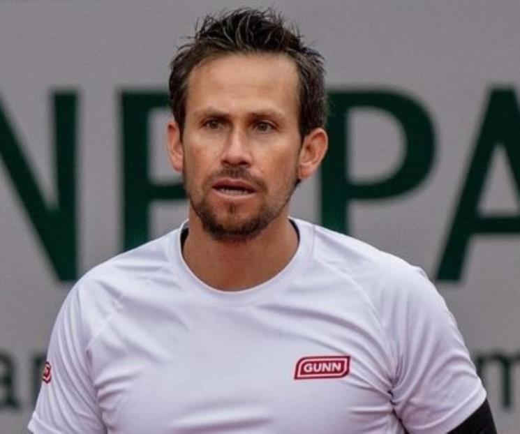 Avanzan mexicanos a cuartos de final en torneos de ATP