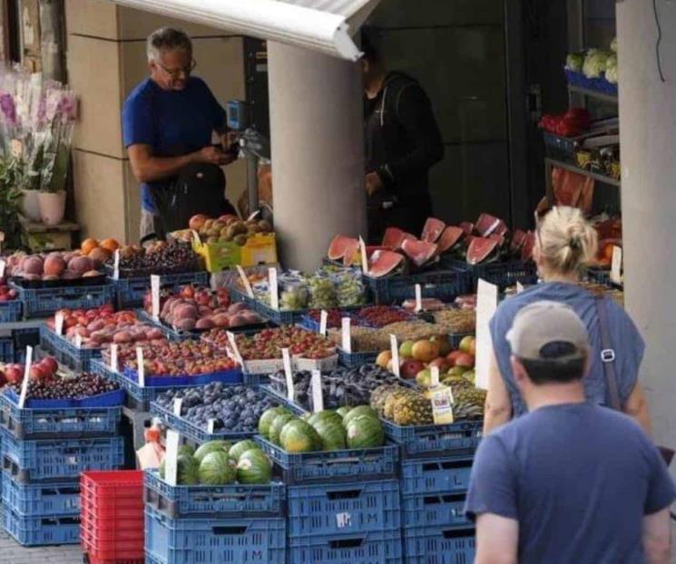 Supera inflación espectativas y repunta a 5.61%