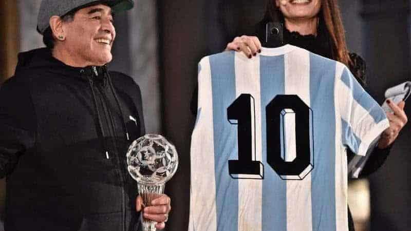 Subastarán jersey de Maradona de semifinal en México 1996 Subastarán jersey de Maradona de semifinal en México 1996