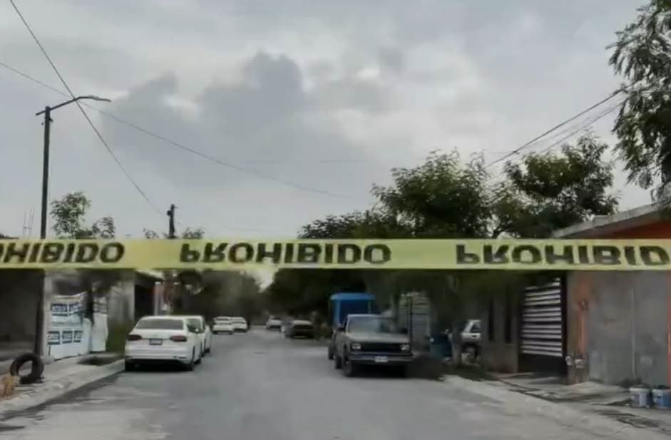 EL cuerpo de un hombre sin vida y maniatado con evidentes huellas de violencia, fue encontrado en un predio de la Colonia Misión de San Juan en el municipio de García.
