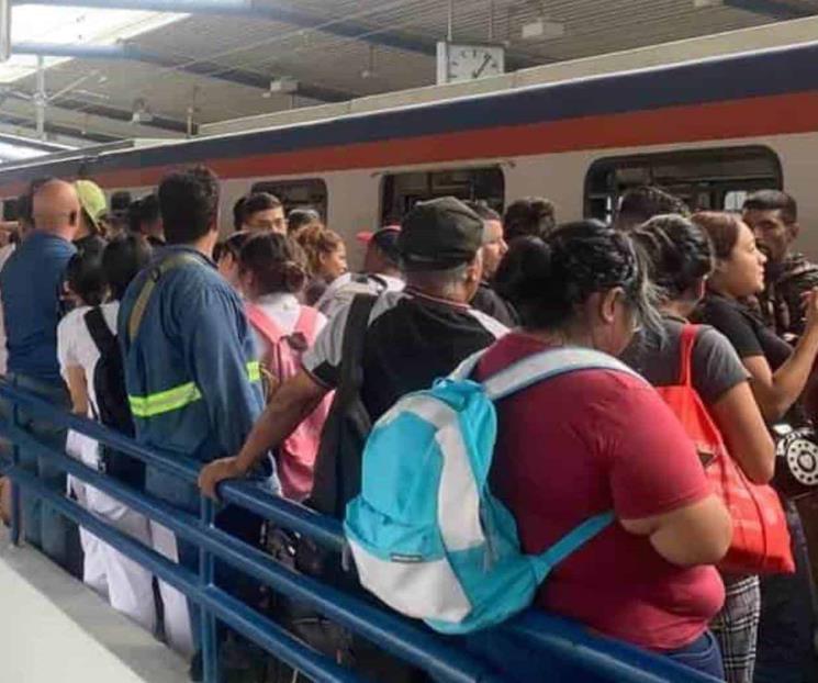 Metro vuelve a fallar y usuarios esperan por más de media hora