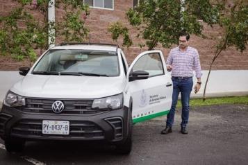 Entregan en Santiago dos unidades a servicios públicos