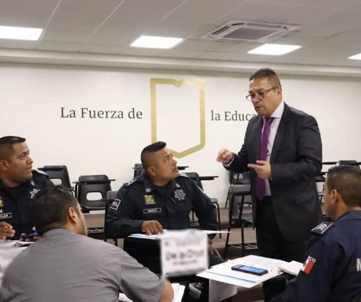 Refuerzan preparación de policías municipales Refuerzan preparación de policías municipales