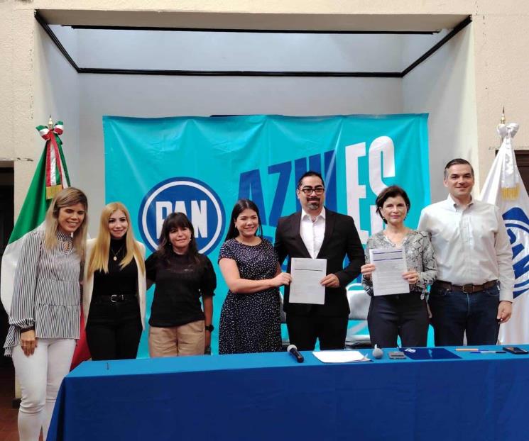 Firma PAN acuerdo para dar becas