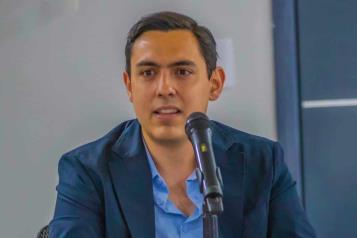 Evalúa programas alcalde electo de Apodaca