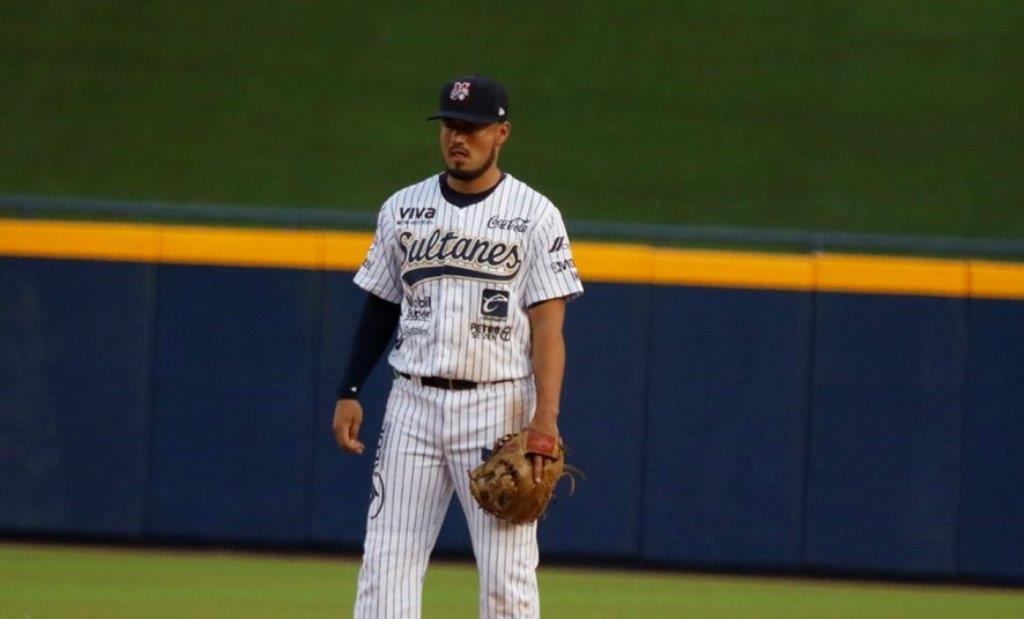 Pierde Sultanes y Rieleros aún tienen vida Pierde Sultanes y Rieleros aún tienen vida