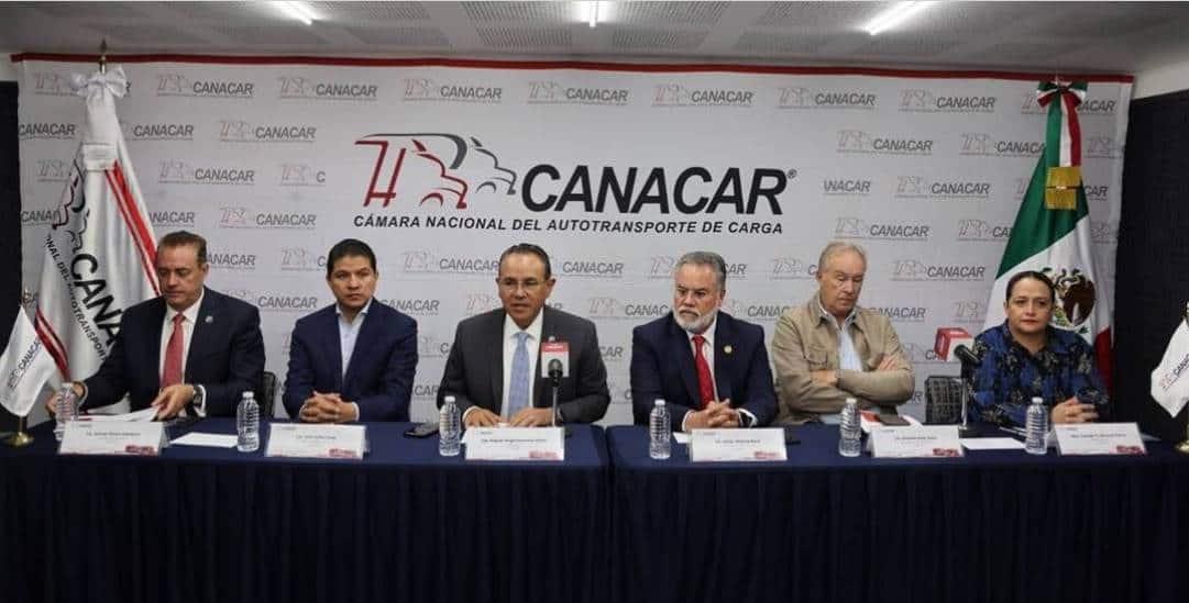 Bloqueos en vialidades de Puebla generan pérdidas por 10 mil mdp Bloqueos en vialidades de Puebla generan pérdidas por 10 mil mdp