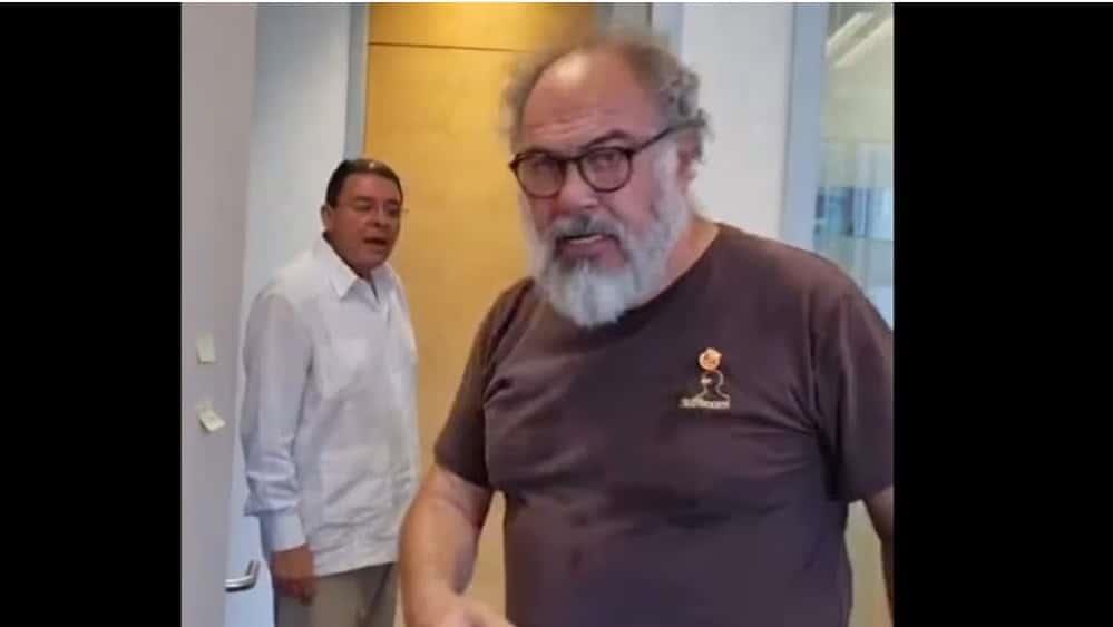 SRE releva de sus funciones a cónsul Leopoldo Michel Díaz