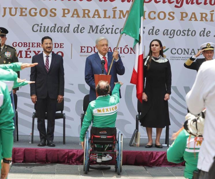 Abandera AMLO a los atletas paralímpicos de París 2024 Abandera AMLO a los atletas paralímpicos de París 2024