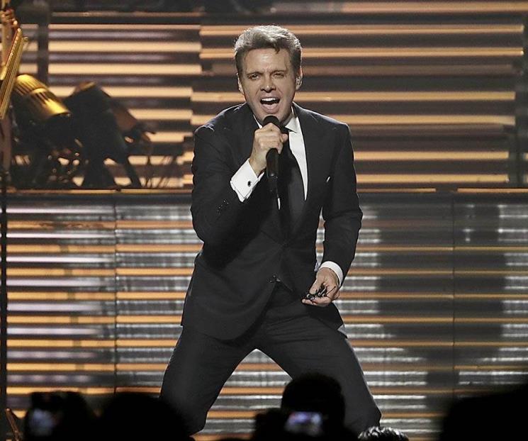 Rompe Luismi en Monterrey nuevo récord en su carrera Rompe Luismi en Monterrey nuevo récord en su carrera