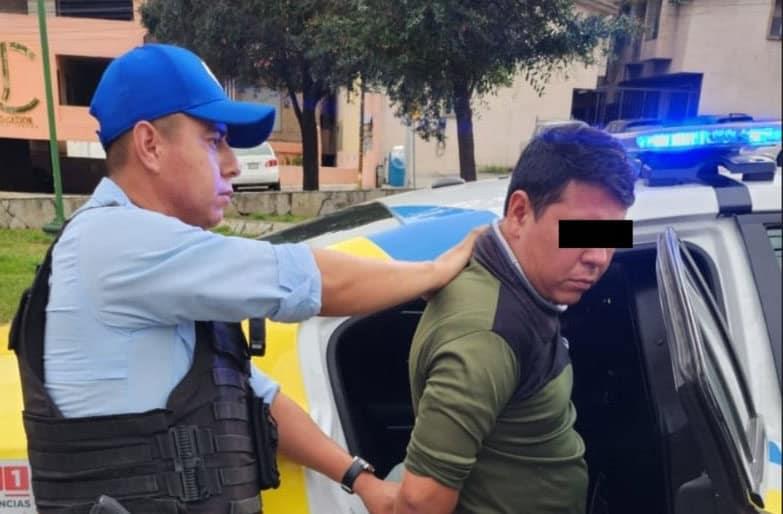 Maneja moto robada; lo detienen Maneja moto robada; lo detienen