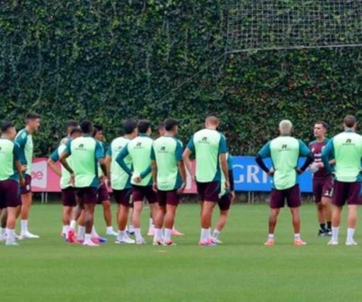 Entrena el Tri con equipo completo para duelos amistosos
