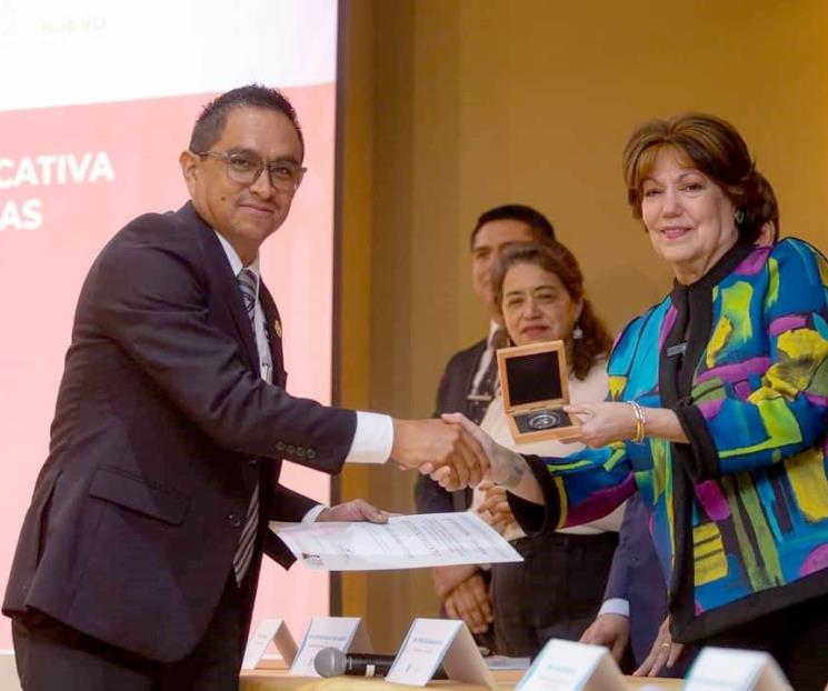 Reconocen “Práctica Educativa” de 120 maestros