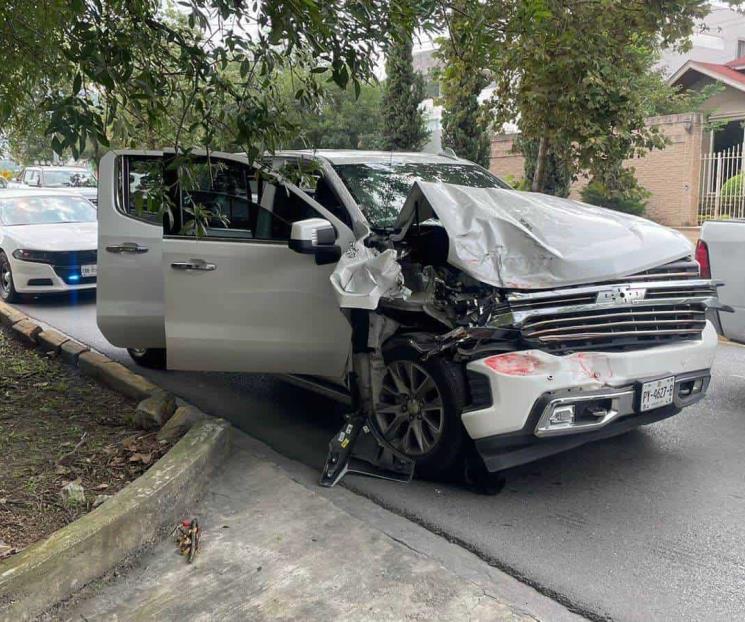 Chocan ministeriales asignados como escoltas Chocan ministeriales asignados como escoltas