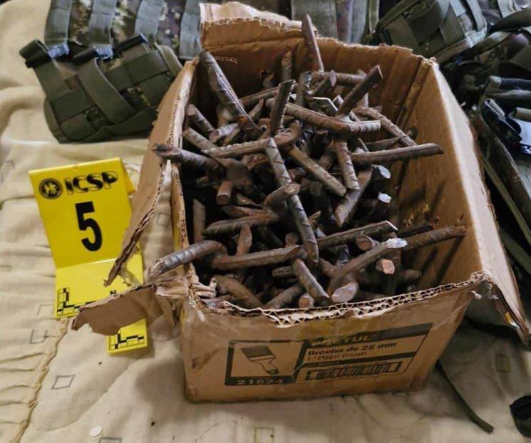 Aseguran armas en Allende