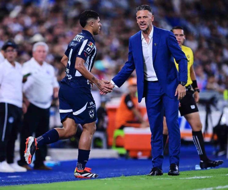 Destaca Demichelis entrega de Rayados pese a expulsión Destaca Demichelis entrega de Rayados pese a expulsión