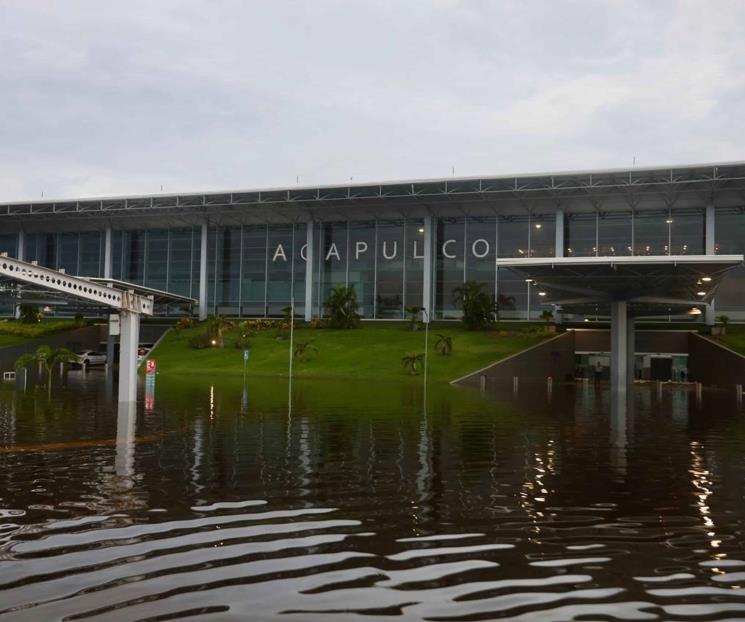 Aeropuerto de Acapulco continúa inundado y sin fecha de operación Aeropuerto de Acapulco continúa inundado y sin fecha de operación