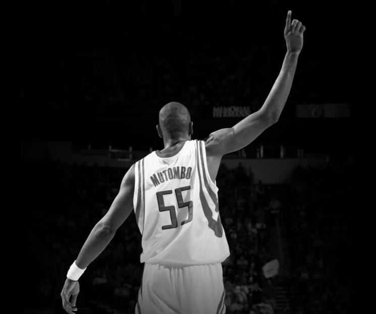 Muere ex jugador de la NBA por cáncer cerebral Muere ex jugador de la NBA por cáncer cerebral