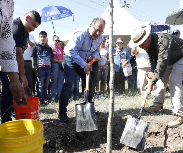 Pone en marcha Escobedo obras de ‘Pulmones Urbanos’