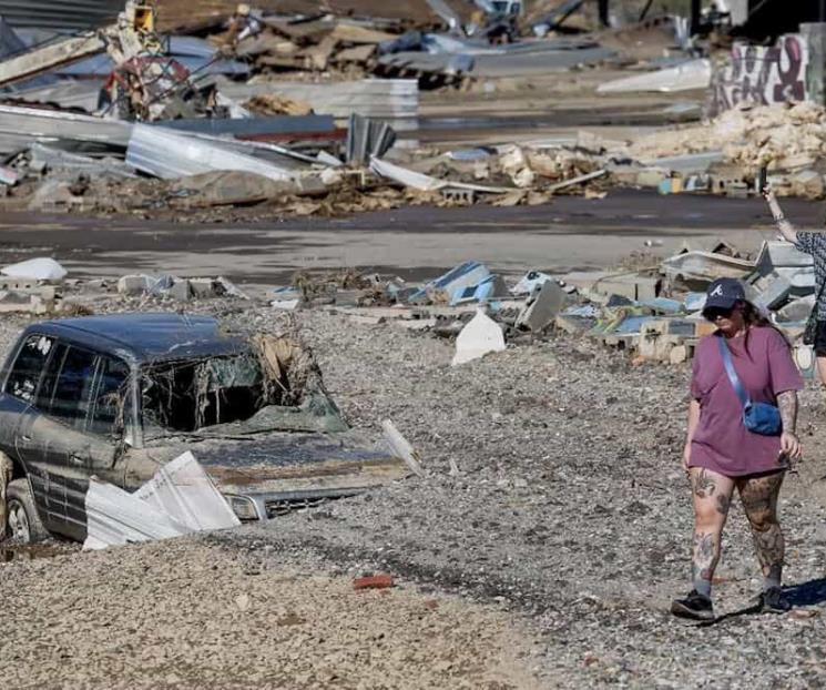 Asciende a 200 las muertes por huracán “Helene”