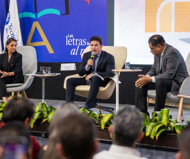 Presenta Samuel en la FIL “Nuevo León, 200 Años de Historia” Presenta Samuel en la FIL “Nuevo León, 200 Años de Historia”