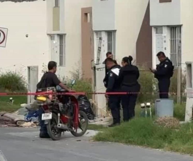 Matan a hombre a cuchilladas; hieren a otro Matan a hombre a cuchilladas; hieren a otro