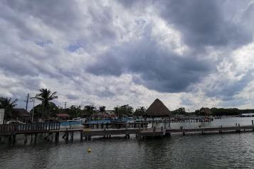 Huracán Milton se degrada a categoría 4