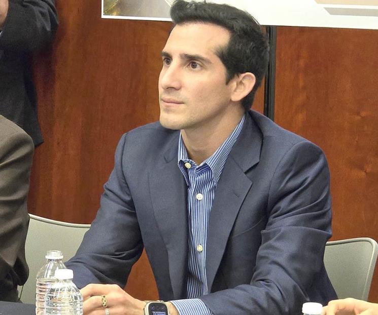 Frena Rommel rebaja de becas Frena Rommel rebaja de becas