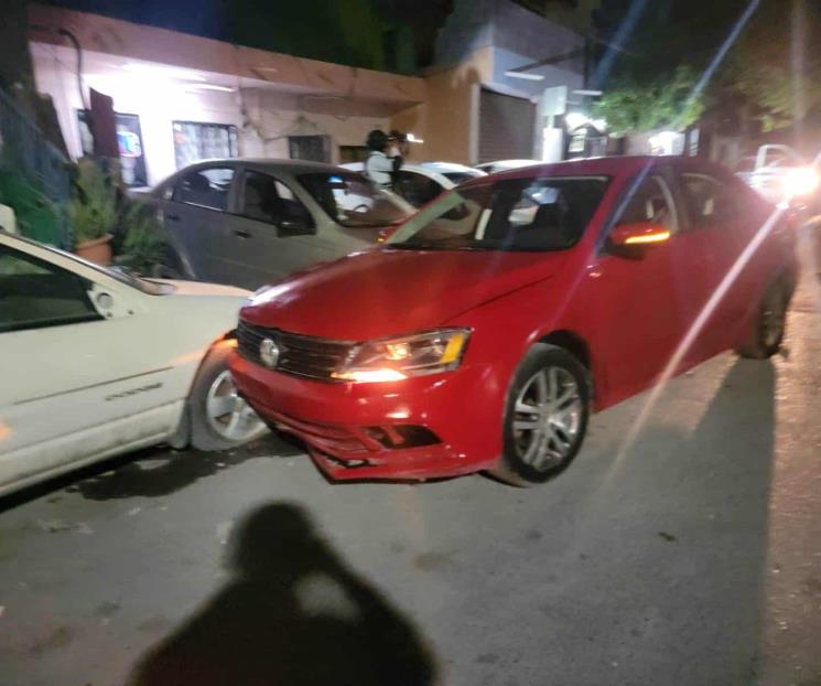 Disparan contra policías de Monterrey
