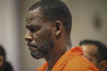 R. Kelly es acusado de violación por su propia hija 