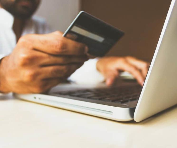 Si tienes una tarjeta de crédito, revisa el nuevo estado de cuenta