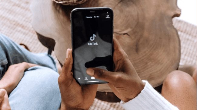 Demandan a TikTok por ser ‘adictivo’