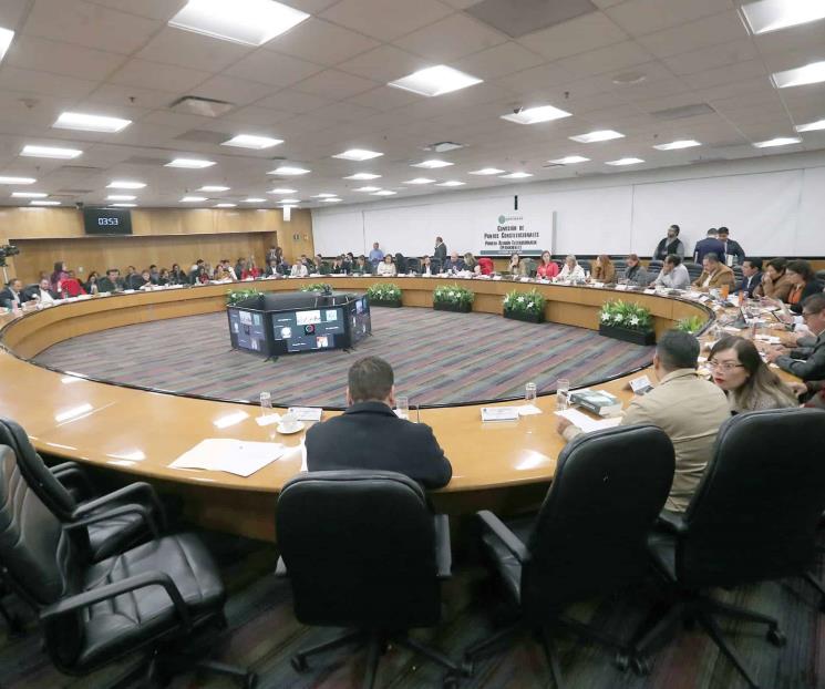 Avalan en sesión extraordinaria reforma ‘antiamparos’ Avalan en sesión extraordinaria reforma ‘antiamparos’