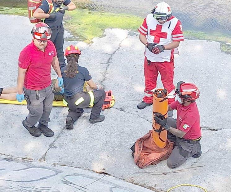 Muere un hombre tras ser asaltado y lanzado a arroyo Muere un hombre tras ser asaltado y lanzado a arroyo