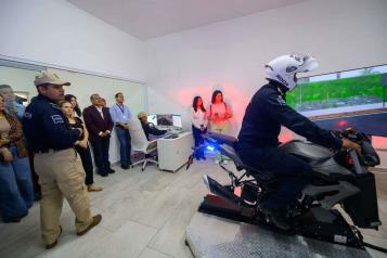 Inaugura Escobedo el Centro de Capacitaci&oacute;n Virtual